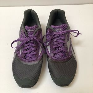 EUC ladies Reebok slim tone toning sneakers. Dark grey/purple. Size 9